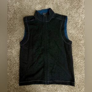 Age of Wisdom Sleeveless Zip-Up Vest